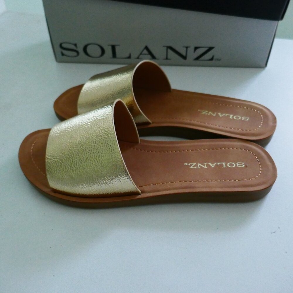 NWT stylish gold metallic slip on dressy casual sandals size 6.5